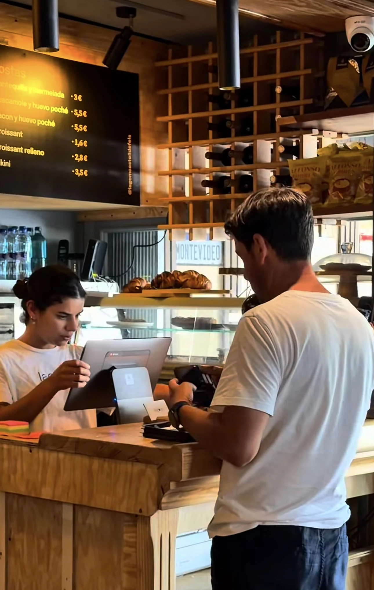 Interior de Lagom Castelldefels